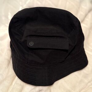 lululemon athletica Black Bucket Hat